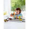 Игровой набор Hape Железная дорога Автомойка, 11 элементов E3879_HP