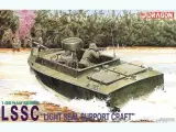 Склеиваемая пластиковая модель Американский речной штурмовой катер LSSC (Light Seal Support Craft). Масштаб 1:35