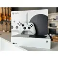 Консоли Microsoft Xbox серии S/X XSS/XSXX в 99% новом состоянии и высокой четкости.