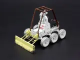 Склеиваемая пластиковая модель Сервисно-транспортный робот СТР-1. Масштаб 1:35