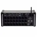 Behringer XR18 18-канальный цифровой микшер