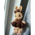 Вязаная игрушка зайка