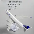 Масштаб 1:250 747 United Lufthansa Cathay Pacific Columbia Модель Airbus 30 см Boeing 747 с подсветкой Версия ABS Модель самолета
