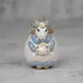 Елочная игрушка /сувенир/символ года Овечка с муфтой белая. Фарфоровая мануфактура. Фарфор