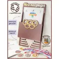 Медальница спортивная с полкой грамотница