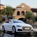 Коллекционная масштабная модель Audi A7 1:24 (металл, свет, звук)