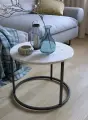 Журнальный стол MebelER Соло, из ЛДСП, круглый, белый мрамор/черный, 50х50х40 см