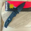 Нож складной Spyderco , длина лезвия 7.5 см