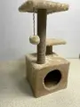 Когтеточка-домик для кошек Актив, с игрушкой, бежевый, 31x31x65 см