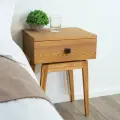 Тумба прикроватная Zolo из натурального дерева - массив сосны. Высота 60 см. Парящий корпус 30х39 см.