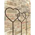 Опора одна для цветов и растений металлический пруток 1м сердце