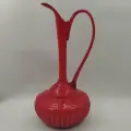 Кувшин ярко-красного оттенка, стекло, Западная Европа, 1960-1980 гг.