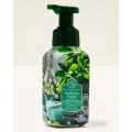 Bath and Body Works нежное мыло пенка для рук, 259 мл, White Tea & Sage