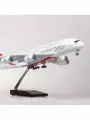 Коллекционная модель самолета Emirates А380