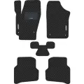 Автомобильные коврики EVA для Volkswagen Polo V седан (2009-2020), с каучуковым подпятником и 2 эмблемами, чёрные с чёрным кантом, ячейка - ромб