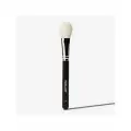 Кисть полуплоская для сухой коррекции и пудр INGLOT натуральный ворс Makeup Brush 62G