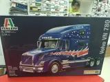 Сборная модель Автомобиль VOLVO VN 780 (1:24), артикул 3892