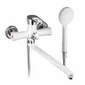 Смеситель для душа с длинным изливом и переключением на лейку, белый с хромированными вставками