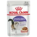 Влажный корм для стерилизованных взрослых кошек Royal Canin Sterilised в соусе, 85г х 28 шт