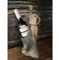 Подставка под винные бутылки. Статуэтка и уникальная подставка под вино для дома.