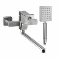 Смеситель для ванны с длинным изливом 35 см и душевым набором, сатин