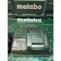 Зарядное устройство Metabo SC 30, 12В ;14.4В;18В Li-ion 27048001 , без заводской упаковки .
