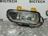 Противотуманная фара правая Mercedes Benz Axor A9408200156