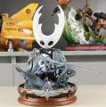 Фигурка Hollow Knight - Чистый Сосуд (28см) / Полый рыцарь / Коллекционная