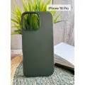 Чехол зеленый для IPhone 16 Pro Leather Case с поддержкой беспроводной зарядки и анимацией