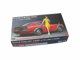 Автомобиль с фигуркой NISSAN FAIRLADY 240ZG w/70 1:24 52339
