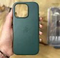 Чехол-накладка Leather Case MagSafe / Для iPhone 16 Pro / Green