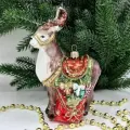 Irena-Co елочная игрушка, стекло Олень с подарками (14,5х9х5,5см)