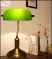 Зеленая винтажная настольная лампа Banker, классический стеклянный абажур, лампа для чтения, прикроватная тумбочка-G-E