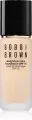 Bobbi Brown Стойкая тональная основа с увлажняющим эффектом Weightless Skin Foundation SPF 15 30 ml оттенок Warm Ivory