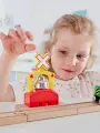 Элемент игрушечной железной дороги Hape - Автоматический сигнал поезда на переезде E3706_HP
