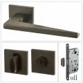Комплект дверных ручек Armadillo MORI_USS_BPVD-77_UN, вороненый никель (ручка + завертка WC + магнитный замок)