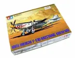 Сборная пластиковая модель самолета Североамериканского F-51D Mustang в масштабе 1:48