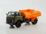 Коллекционная модель MODIMIO АЦ-8-500А автоцистерна, 1:43 (Легендарные грузовики №60), темно-зеленый/оранжевый