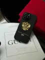 Черный чехол на iPhone 16 Pro с гербом России золото