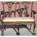 2-х местный диван DOMKORLEONE в стиле Chippendale из красного дерева (mahogany wood), цвет орех NAA (светло-коричневый)
