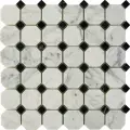 Мозаика из мрамора Bianca Carrara, Nero Marquina PIX209, чип 48x48 мм, сетка 305х305x8 мм. Мозаика продаётся кратно упаковкам! В одной упаковке 1,023 м2, Кол-во сеток в упаковке: 11 шт.