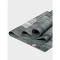 Каучуковый коврик для фитнеса и йоги Manduka eKO Superlite 180*61*0,15 см - Black Marbled