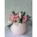 Розовый шар со стабилизированными гортензиями и эвкалиптом от бренда Stabflora