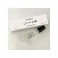 Парфюмерная вода Byredo Lil Fleur миниатюра 2 мл / Пробник духов Байредо Лили Флер / Маленький цветок