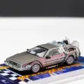 1:64 Welly 22441 DeLorean DMC-12 Машина времени Летающая версия из к/ф Назад в будущее 2