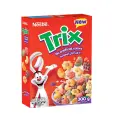 Сухой завтрак Nestle Trix хлопья разноцветный, фруктовый 300 г (Германия)