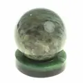 Шар из нефрита 5 см на круглой подставке 123290