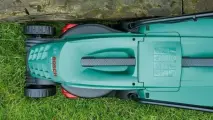 Газонокосилка электрическая Bosch Rotak 320 ER (Уценка, поврежденная упаковка)