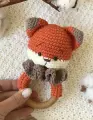 Вязаная погремушка на кольце