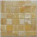 Мозаика из оникса Honey onyx PIX307, чип 48x48 мм, сетка 305х305x8 мм. Мозаика продаётся кратно упаковкам! В одной упаковке 1,023 м2, Кол-во сеток в упаковке: 11 шт.